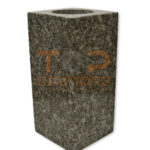 WAZON GRANITOWY KWADRATOWY BRĄZ KRÓLEWSKI