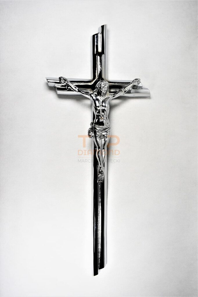 KRZYŻ Z PASYJKĄ MOSIĘŻNY CHROMOWANY 50cm