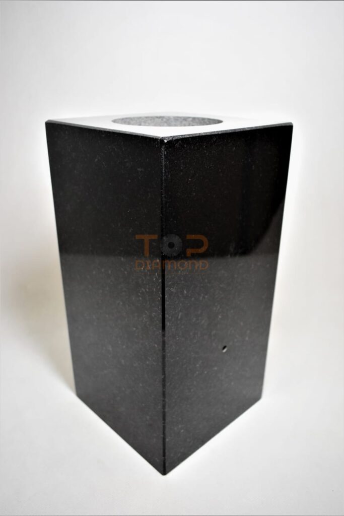 WAZON GRANITOWY KWADRATOWY SZWED