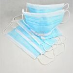 MASECZKA OCHRONNA JEDNORAZOWA 3-WARSTWOWA NA GUMKĘ CE