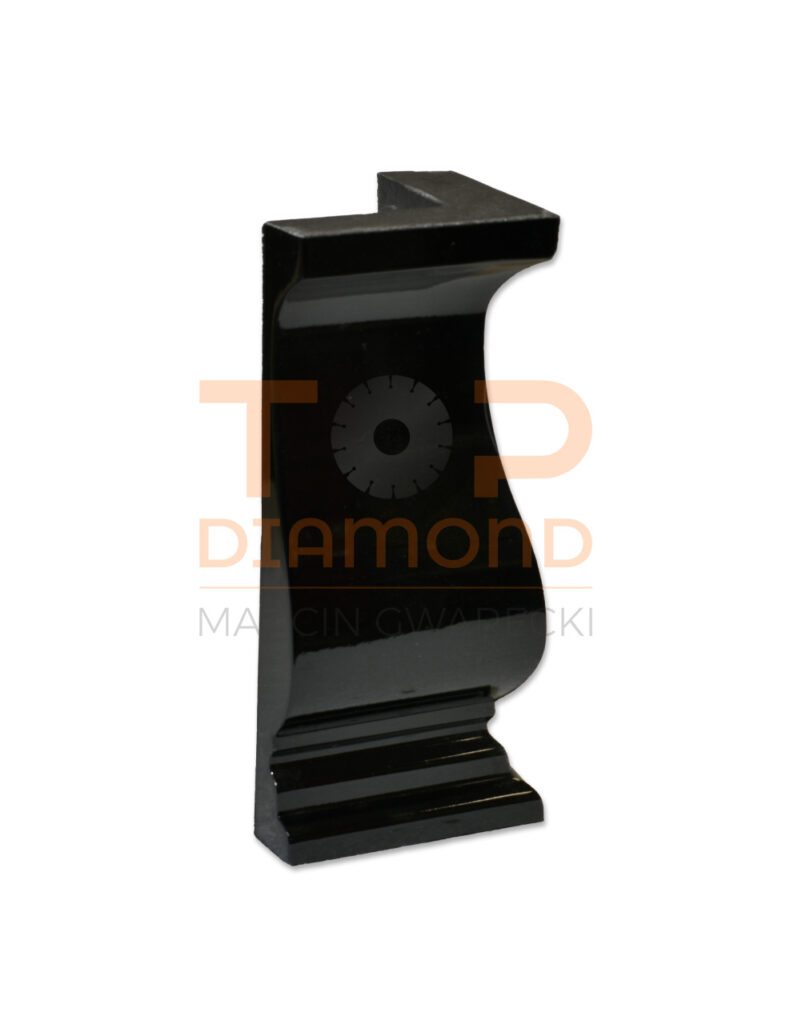 NAROŻNIK Z ŻYWICY FORTEPIAN CZARNY