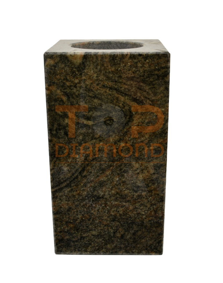 WAZON GRANITOWY KWADRATOWY 15x15x28 HIMALAJA