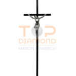 KRZYŻ Z WIZERUNKIEM MOSIĘŻNY CZARNY KWADRAT